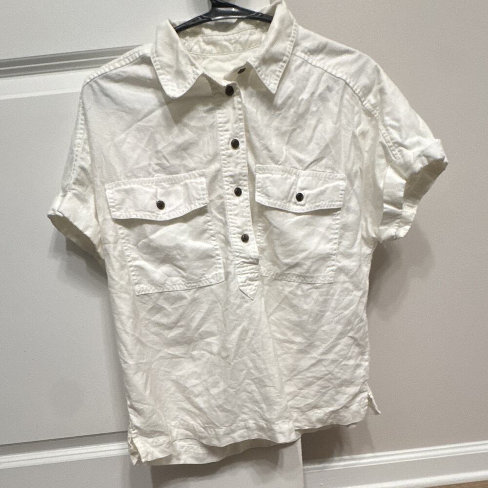 Universal Thread Goods Co White Button Up Size XS